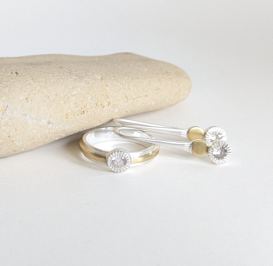 Astrid Hook Earrings Er183