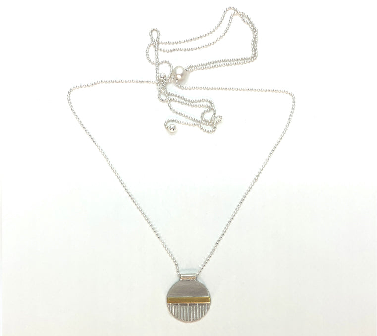 The Agung Pendant Necklace  (NK64)