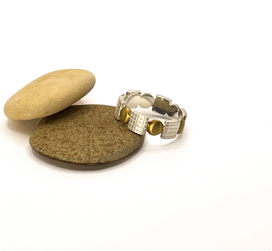 Square Dot Square Ring (RG121 )