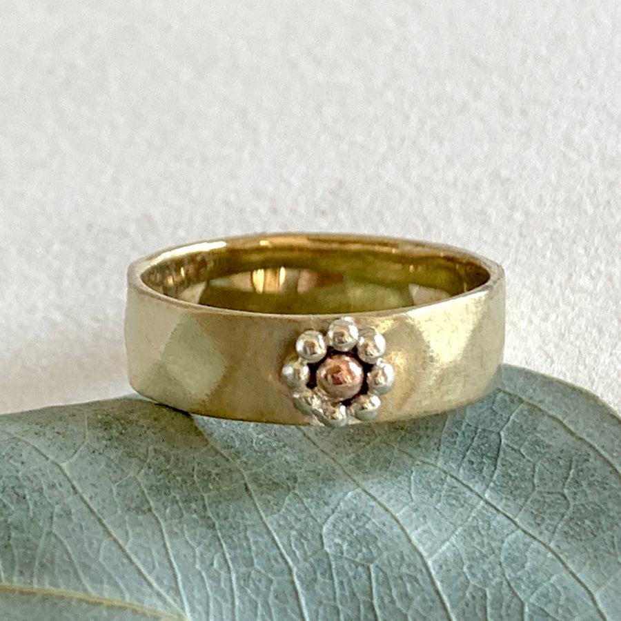The Flower Ring (RG04B) brass